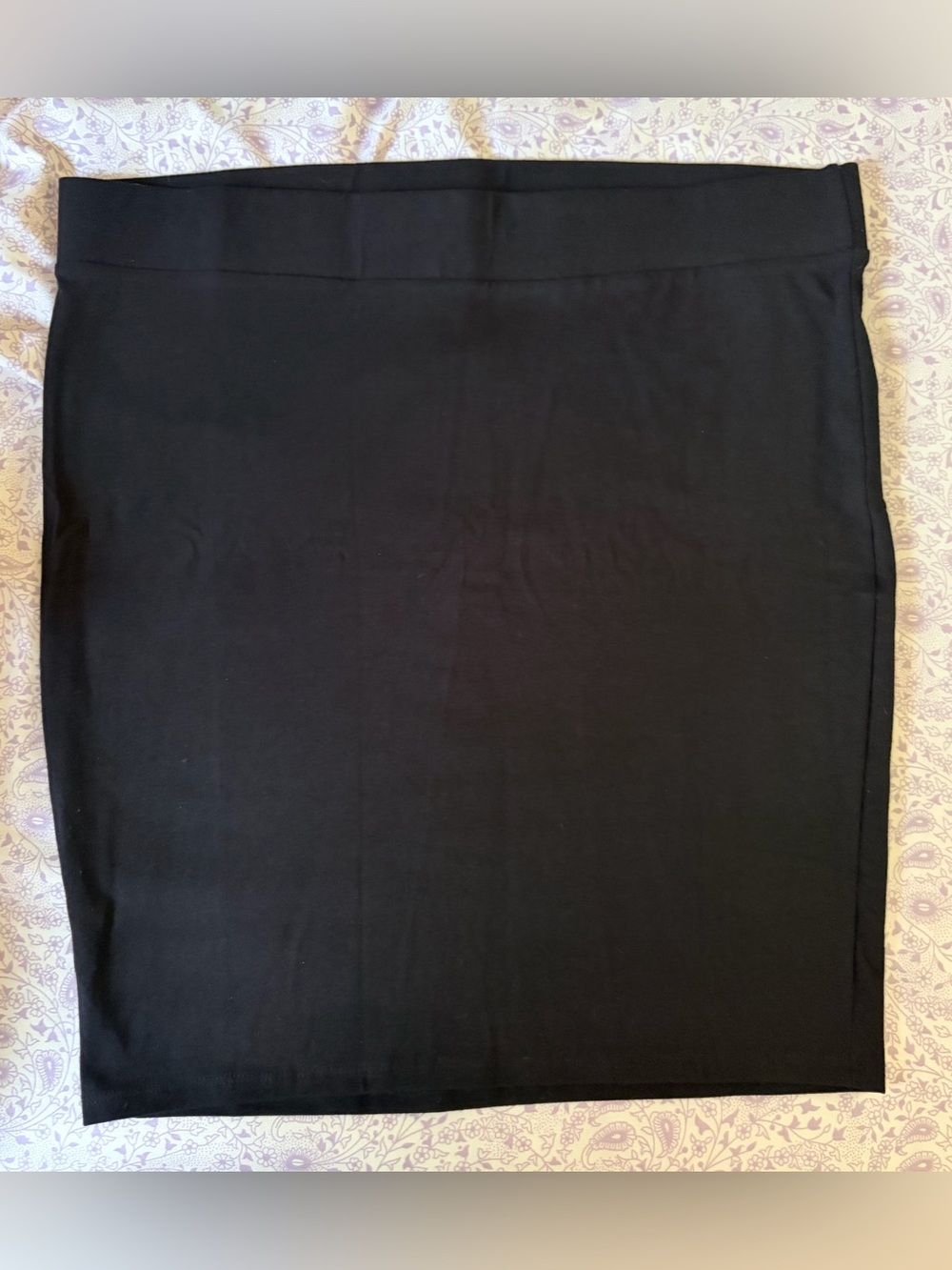 NWOT Torrid Black Stretch Pencil Skirt size 1 (14-16)